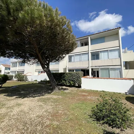 Confortable Avec Terrasse Et Parking A 300m De La - Fr-1-224c-236 * Saint-Hilaire-de-Riez