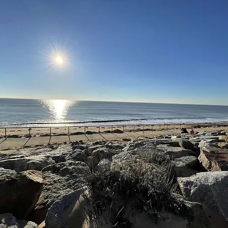 Confortable Avec Terrasse Et Parking A 300m De La - Fr-1-224c-236 Saint-Hilaire-de-Riez